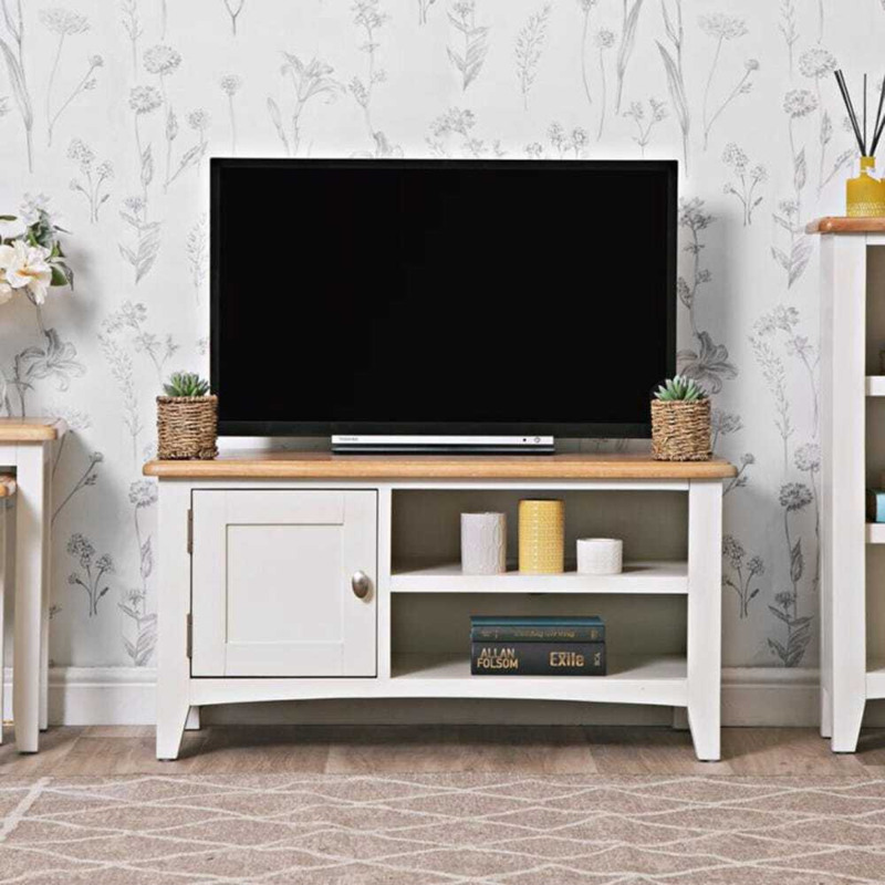 Gloucester White Painted TV Unit by Chiltern Oak Furniture