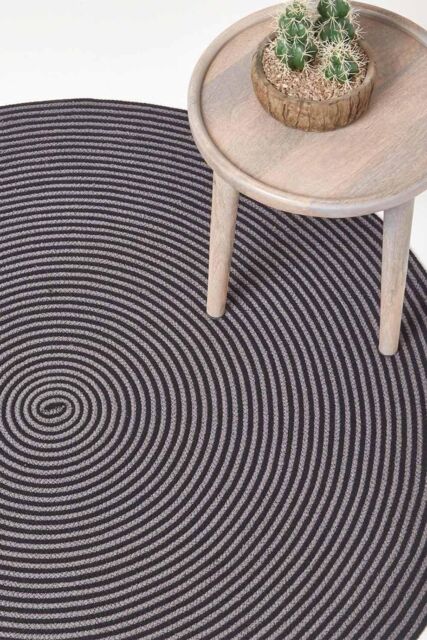 Homescapes Handmade Woven Spiral Braided Rug in Grey - Size: 120 cm ...