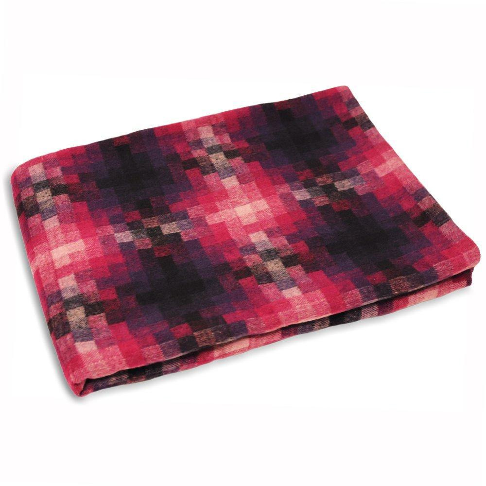 Pixel Retro Woven Throw by Debenhams