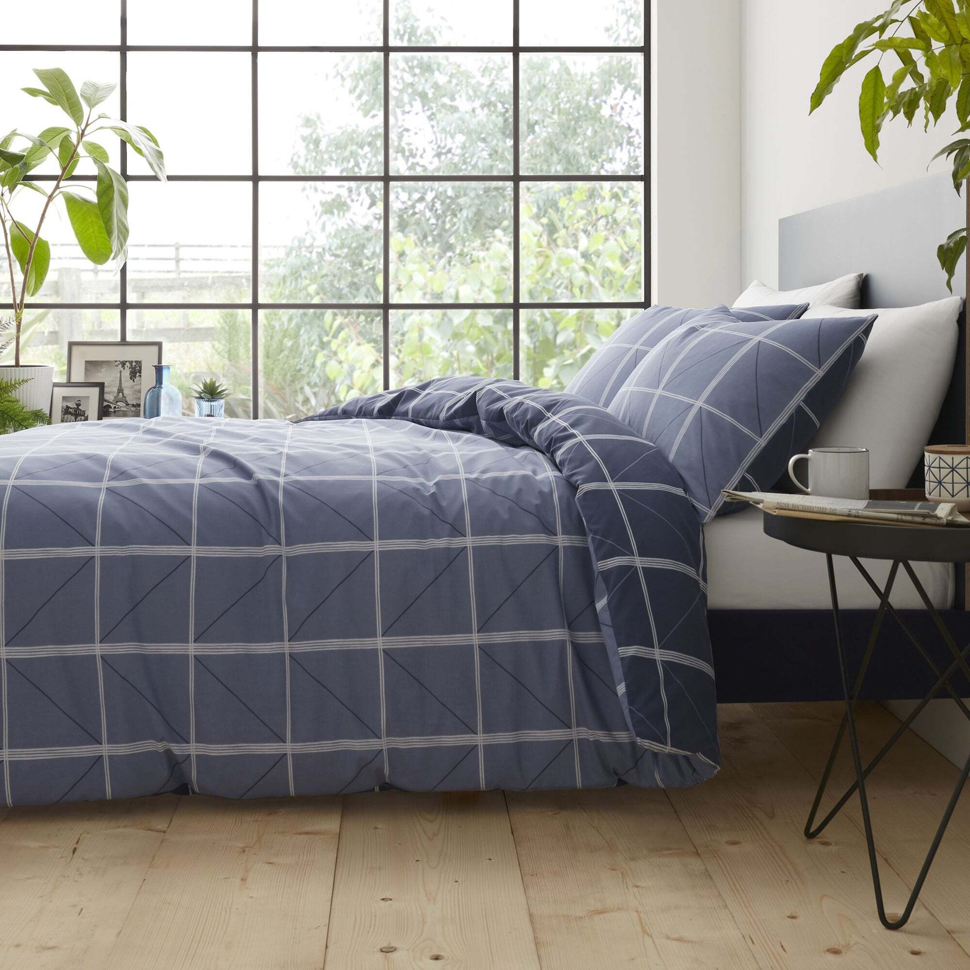 Catherine Lansfield Geometric Grid Blue 