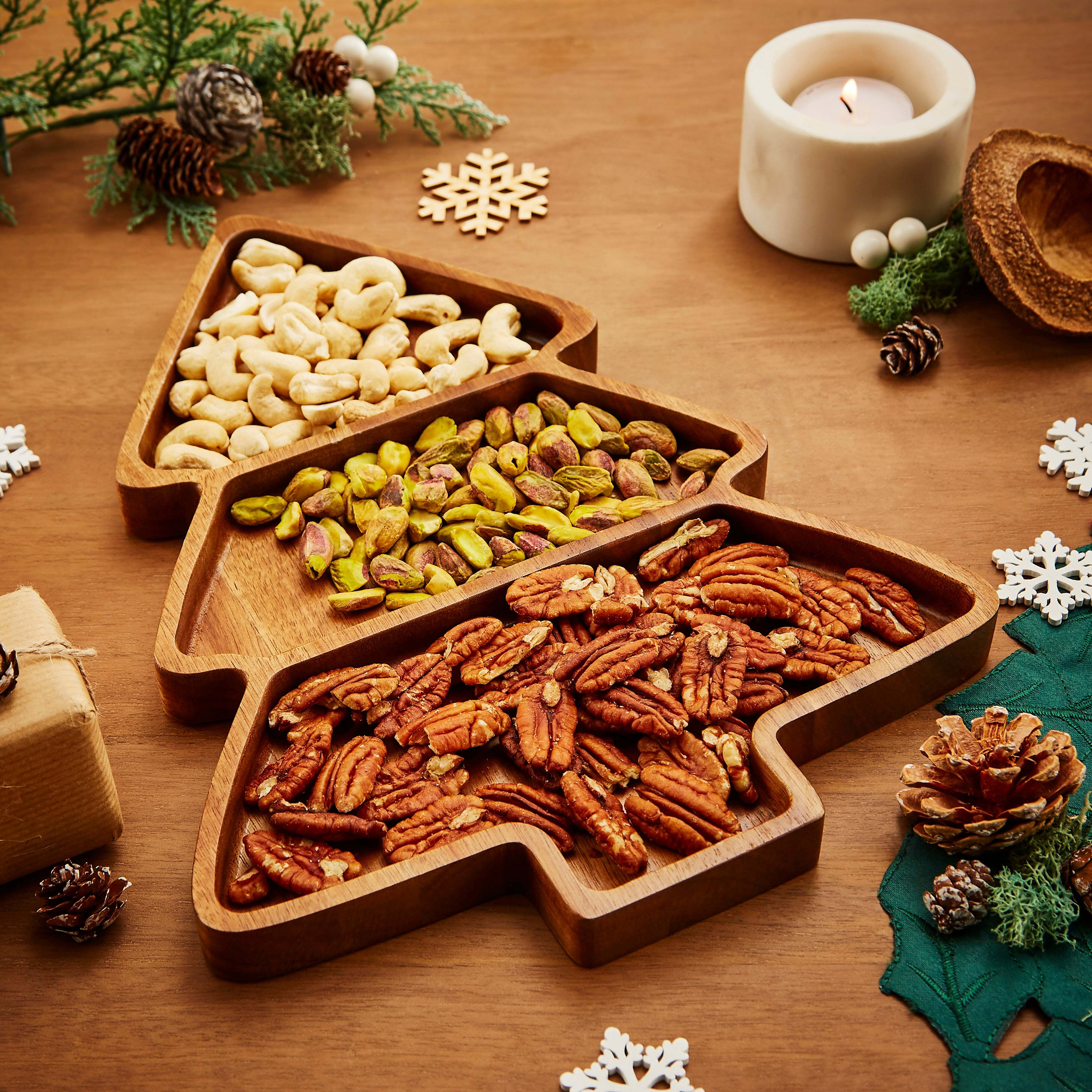 デコパージュ ꔛ‬ꕤ Xmasプレート(片面)♡インテリア♡ガーデン雑貨 Dunelm Natural Acacia Wood Christmas Tree Shaped Platter Natural