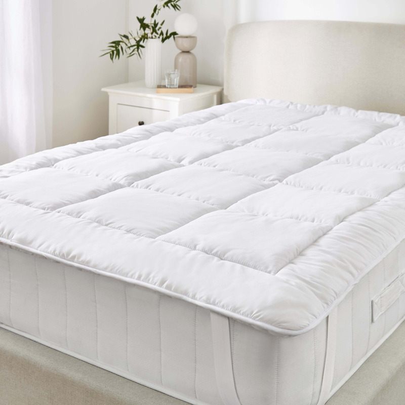 Supersoft Heavy Fill Mattress Topper White by Dunelm