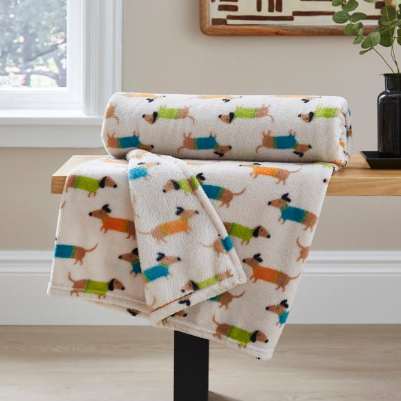 その他 VAURTROOM DOG & DUCK BLANKET Sam the Sausage Dog Throw Blanket 130cm x 170cm by Dunelm