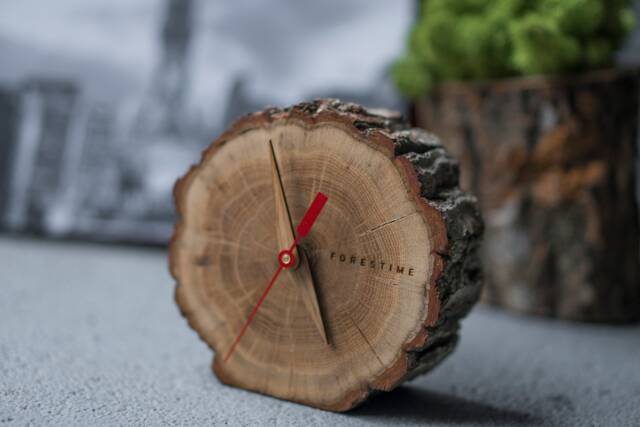 Oak Wood Slice Desk Clock Rustic Handmade Table Clock by Etsy ...
