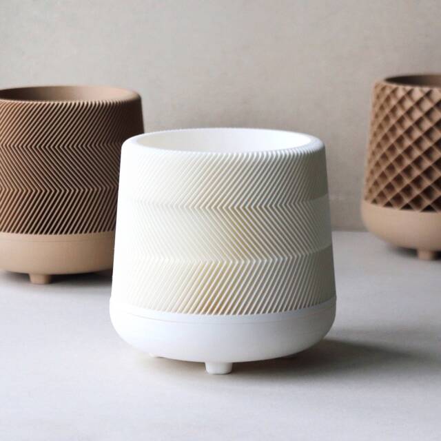 Gallery Detail: White Planters With Zig Zag Line Pattern Saucer Plates On