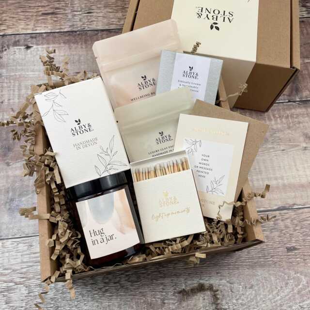 Candle Gift Set For Her, Best Friend Box, Friend Candle, Sending Hugs ...