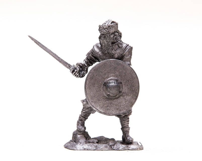 Tin 54mm Viking With Sword & Shield Ix-x Cent. 132 Metal Figurine