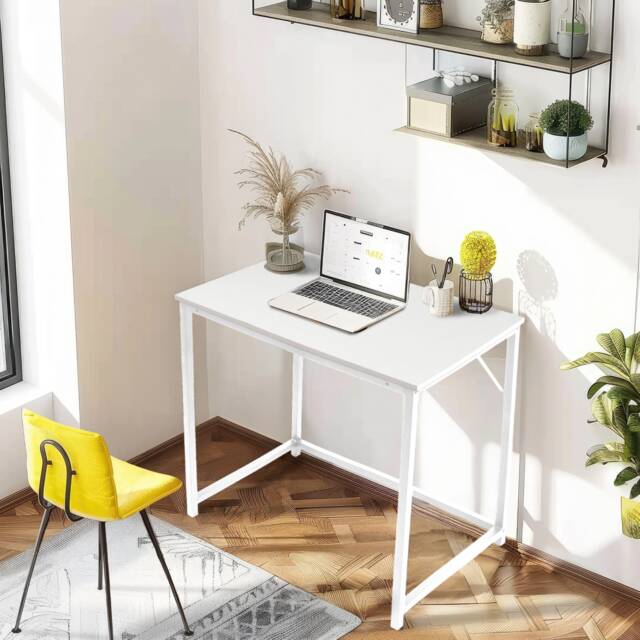 Small White Computer Computer Desk With White Powder-Coated Finish - Sturdy Home Office ...