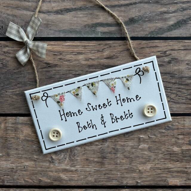 Set Of 2 Vintage Country House Door Signs - "Open" & "Closed" Wooden Hanging Decor