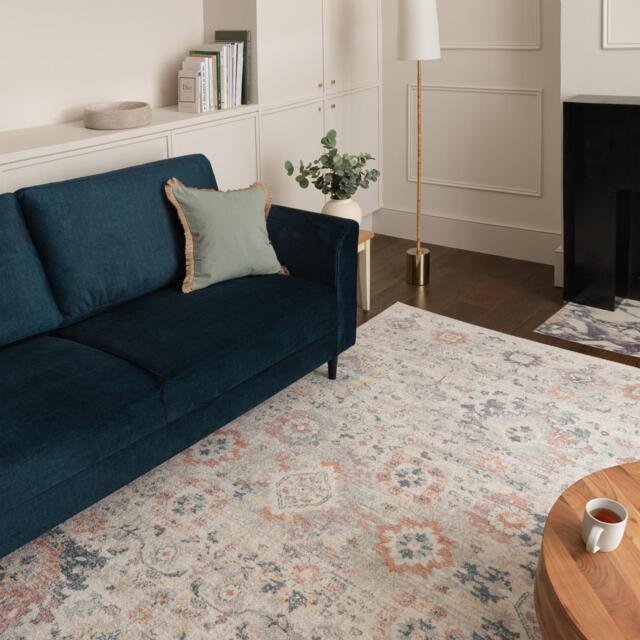 Soraya Floral Vintage Persian Inspired Rug by FurnitureBox | ufurnish.com