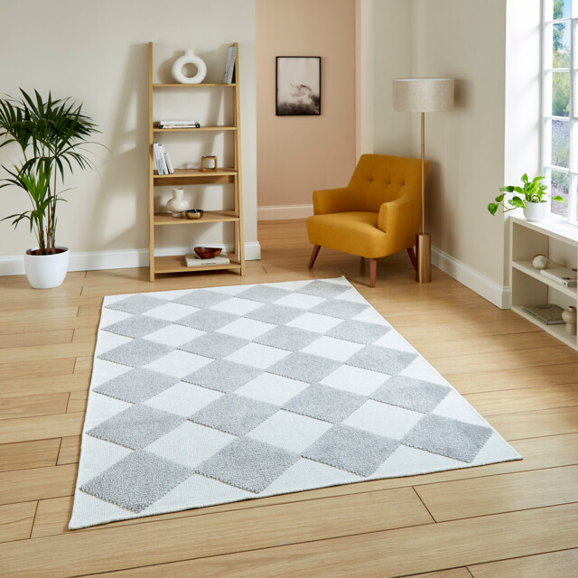 Diamond Pattern Hi-Low Textured Pile Rug by La Redoute | ufurnish.com