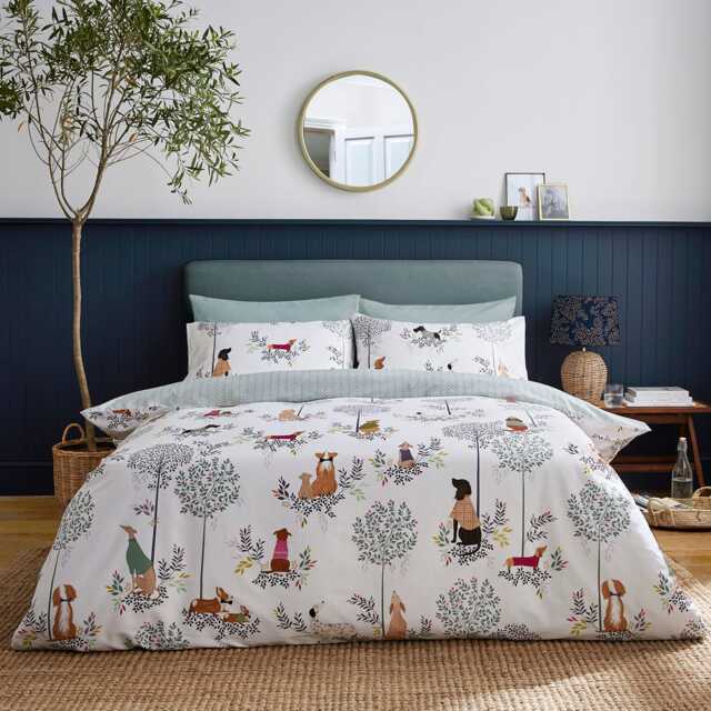 Sara Miller Dapper Dogs Duvet Set Single White Green By Leekes sara-miller-dapper-dogs-duvet-set-single-white-green-by-leekes
