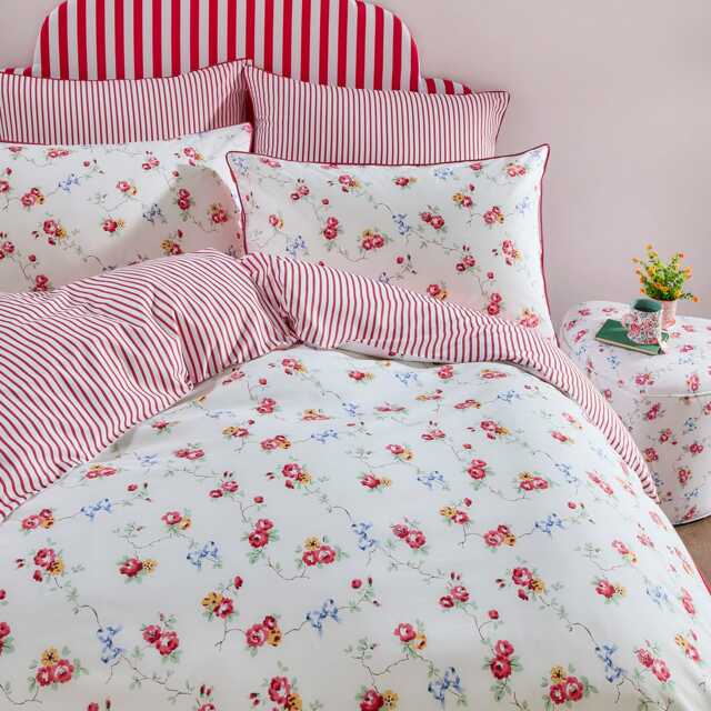 cath-kidston-rose-and-bows-duvet-set-super-king-multi-by-leekes