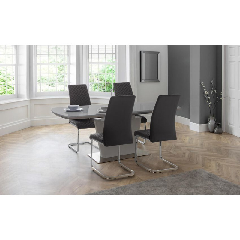 Piccadilly Extending Dining Table & 4 Chairs by SCS