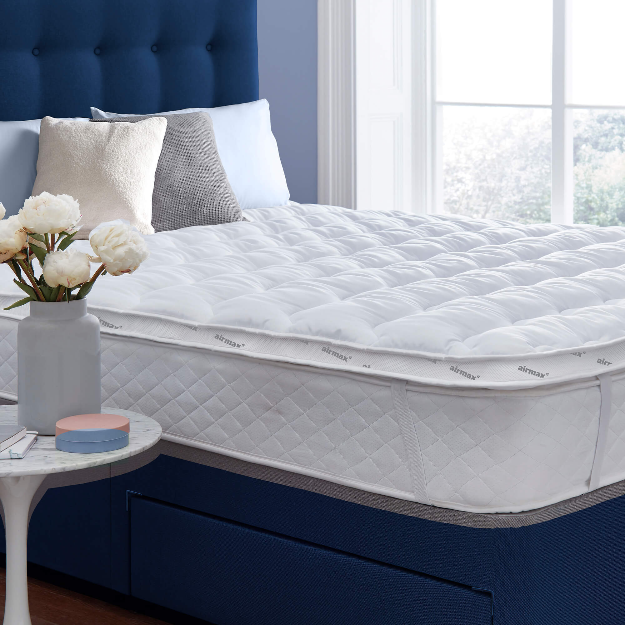 Silentnight Airmax Mattress Topper by Sleepy People
