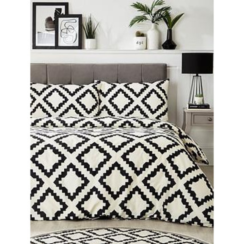 Everyday Kamina Geo Duvet Cover Set Black/White by Very