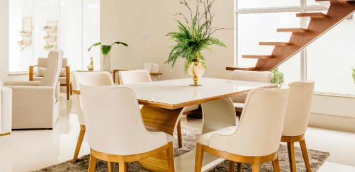 10 Tips on How to Choose a Dining Table