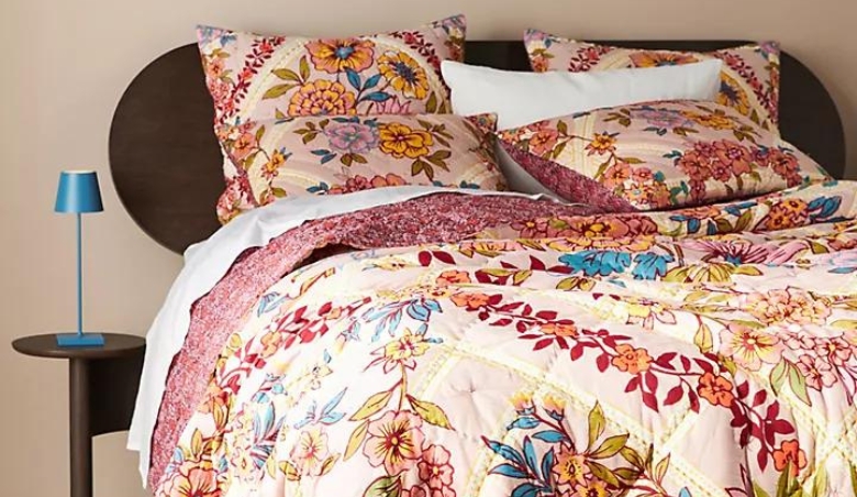 Carwyn Floral Cotton Quilt by Anthropologie