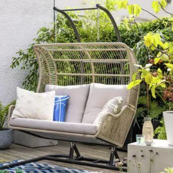10 Best Outdoor Chairs For Comfort & Budget