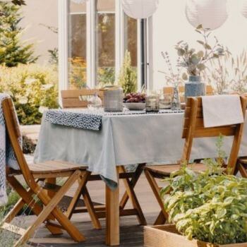 top tips for hosting the perfect garden party