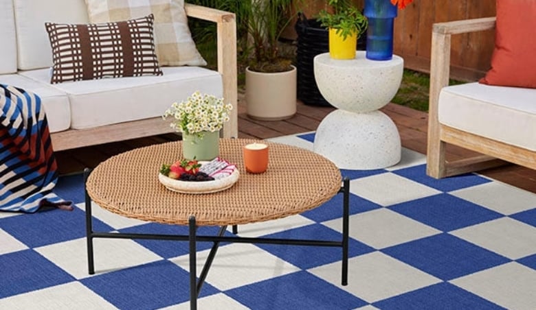 Outdoor Jaque Checkered Blue Rug By Ruggable